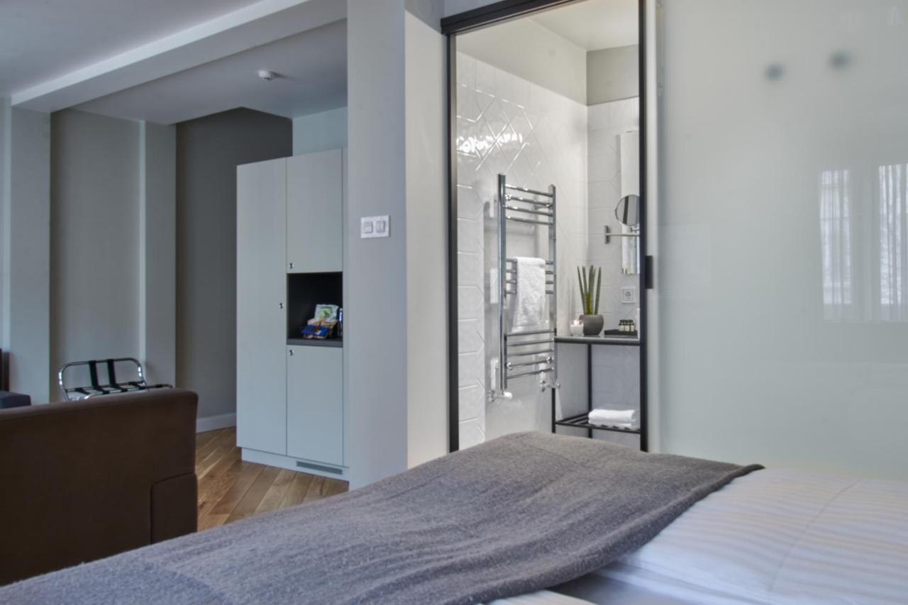 The Embassy Suites Sofia Ngoại thất bức ảnh