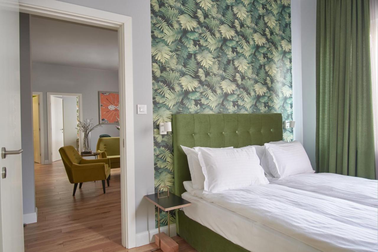 The Embassy Suites Sofia Ngoại thất bức ảnh