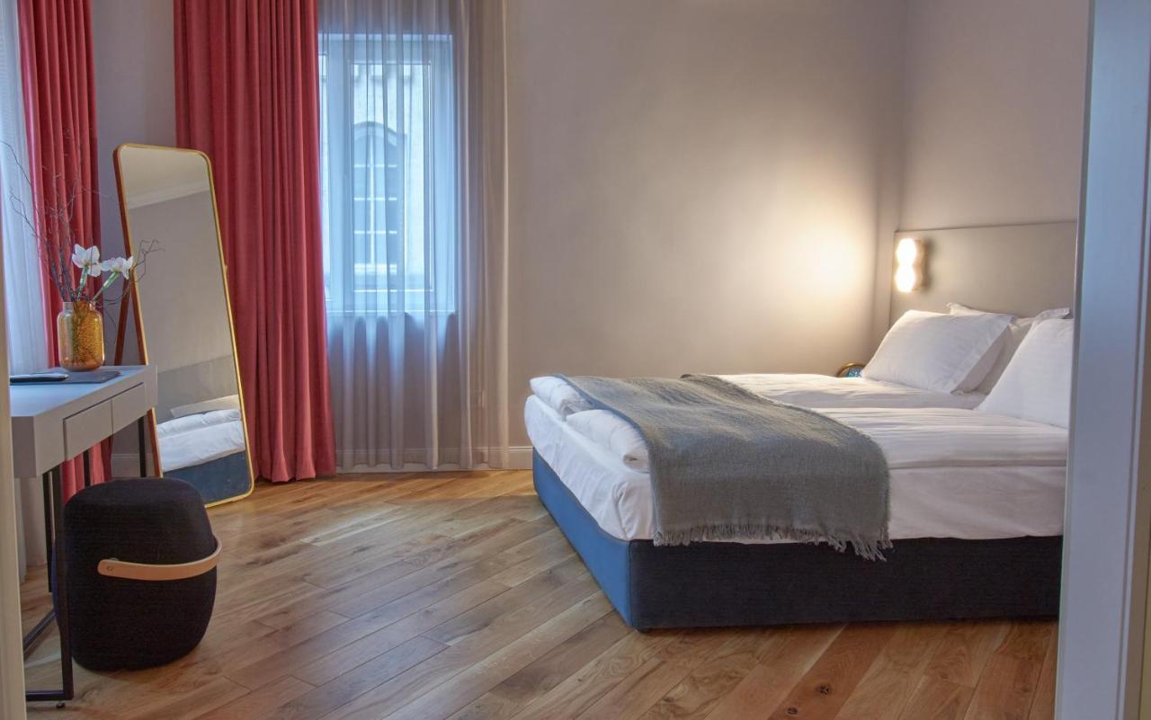The Embassy Suites Sofia Ngoại thất bức ảnh